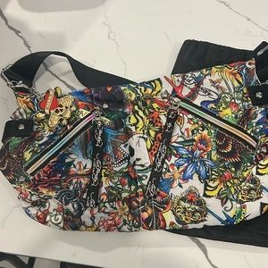 Ed Hardy purse excellent condition